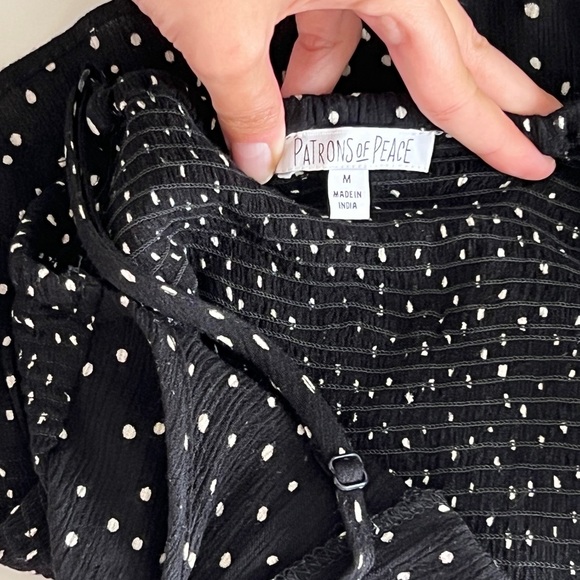 Patrons of Peace going out top - Picture 2 of 5